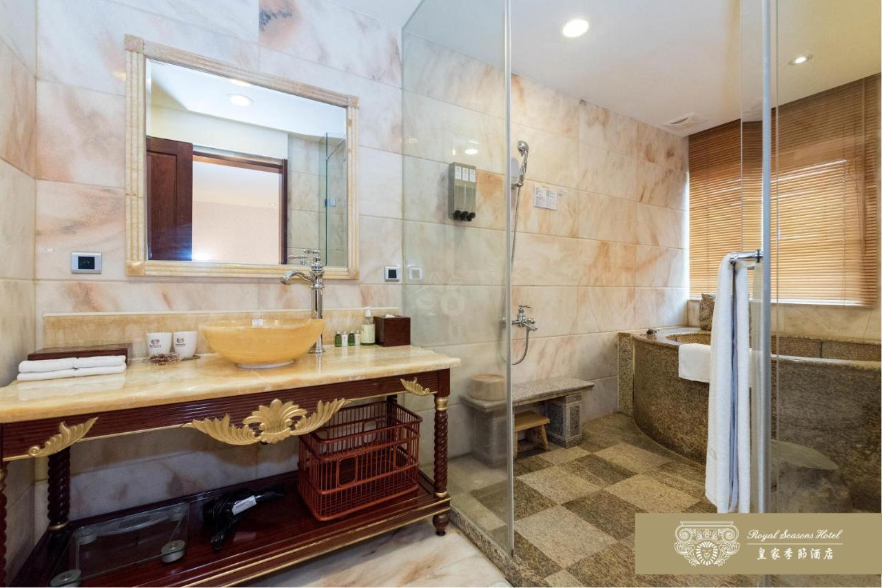 Royal Seasons Hotel Beitou Taipeh Exterior foto