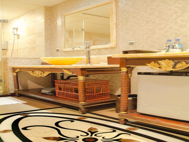 Royal Seasons Hotel Beitou Taipeh Exterior foto