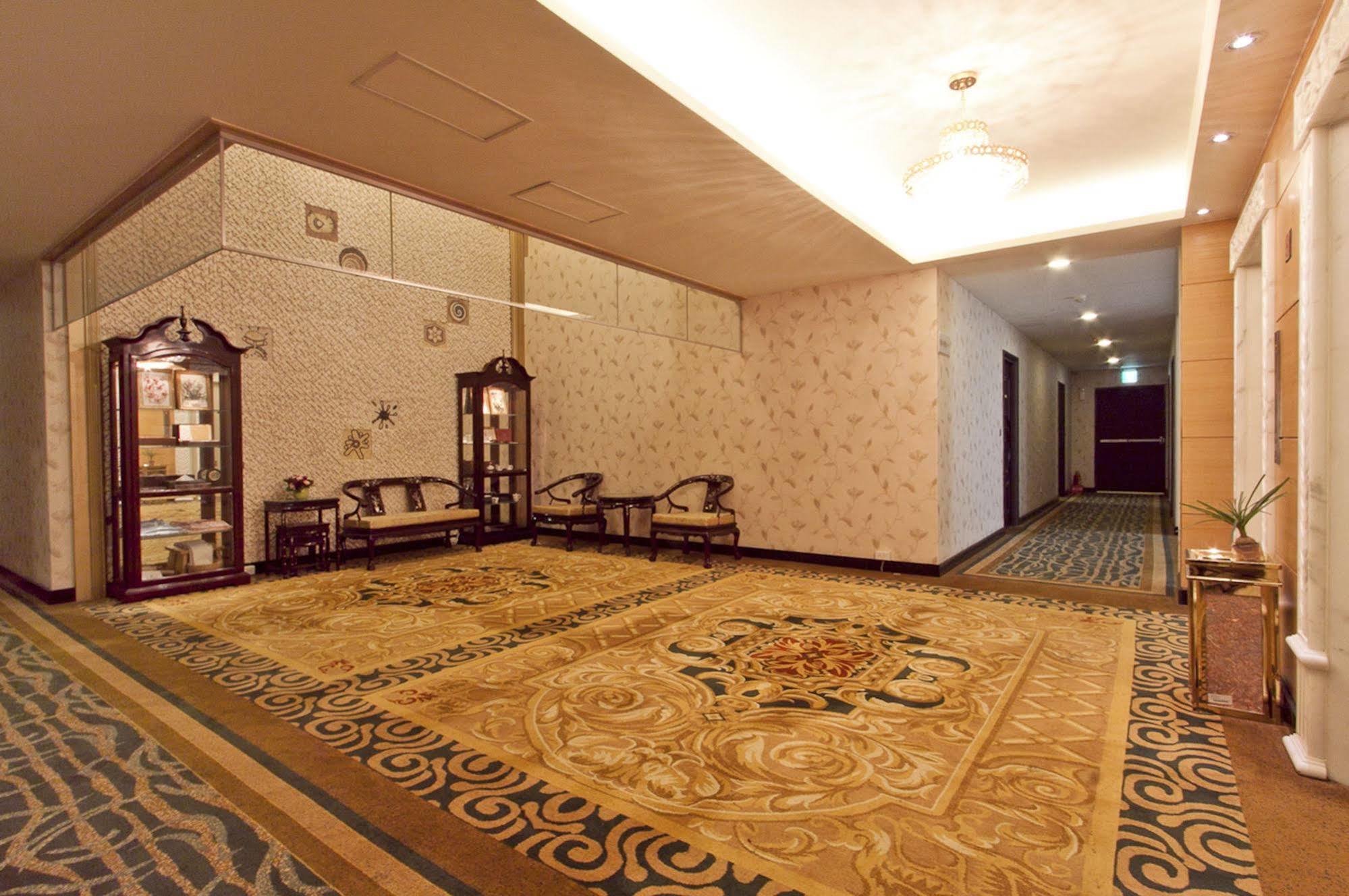 Royal Seasons Hotel Beitou Taipeh Exterior foto