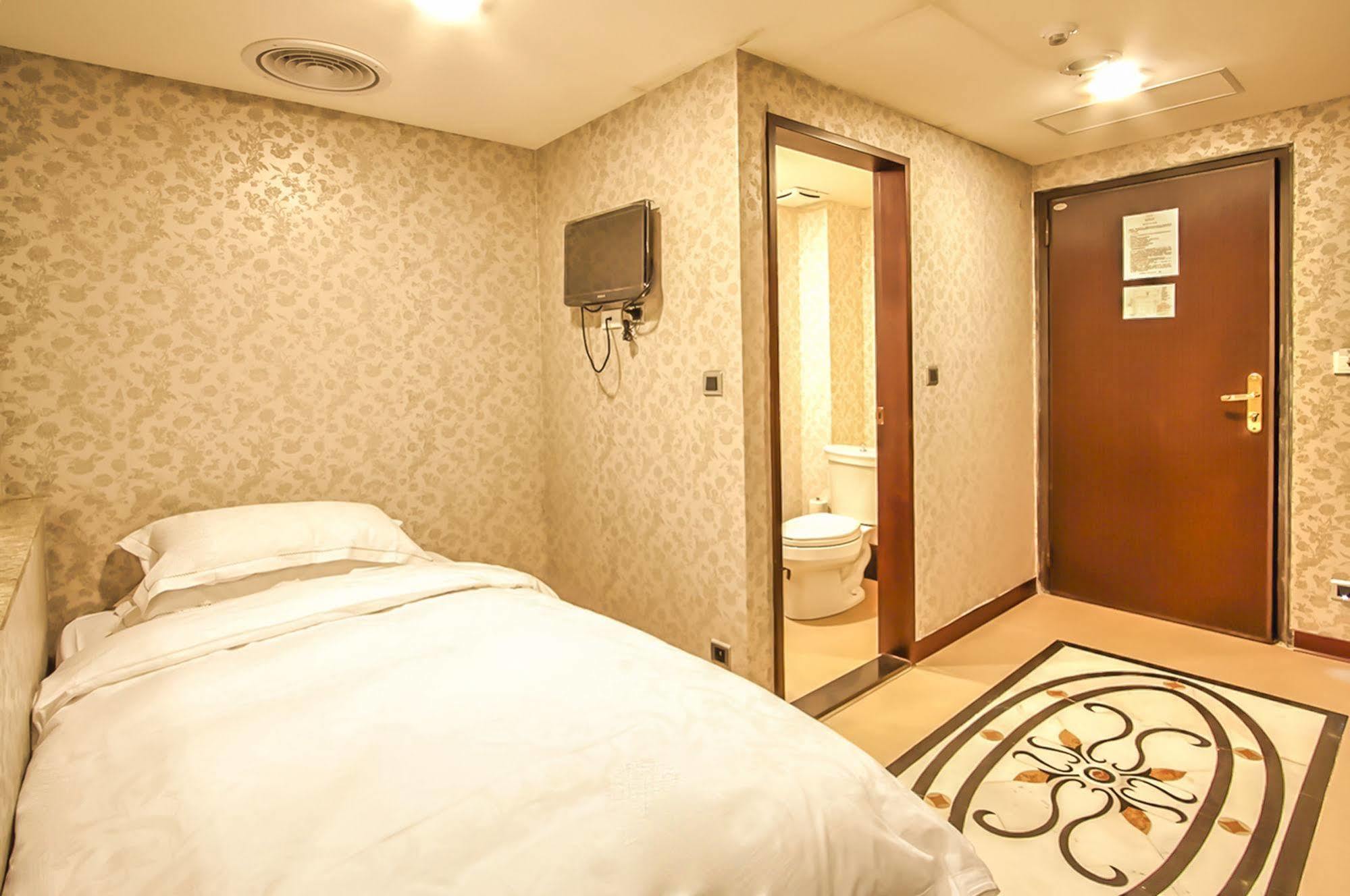 Royal Seasons Hotel Beitou Taipeh Exterior foto